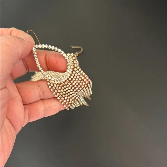 Elegant Gold Beaded Dangle Earrings - Picture 10 of 10